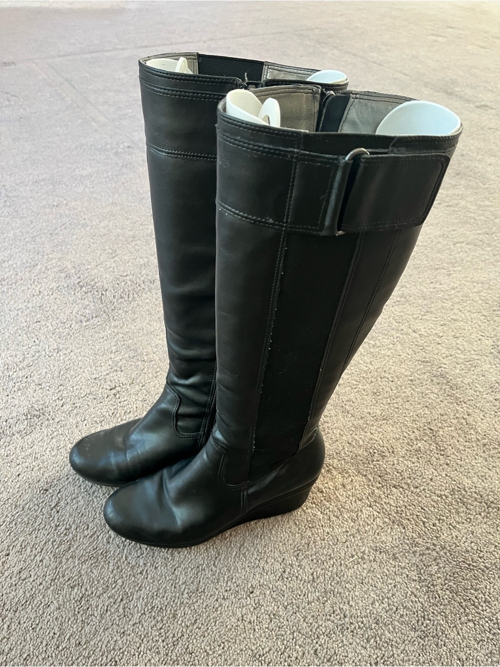 Y2K Kenneth Cole Reaction Wedge Boot, size 7.5 - Picture 8 of 11